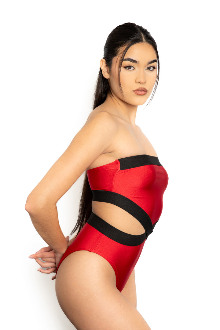 LUNA ONE PIECE BATHING SUIT RED